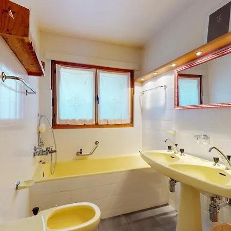 Beautiful In The Center Of With A Large Balcony Crans-Montana