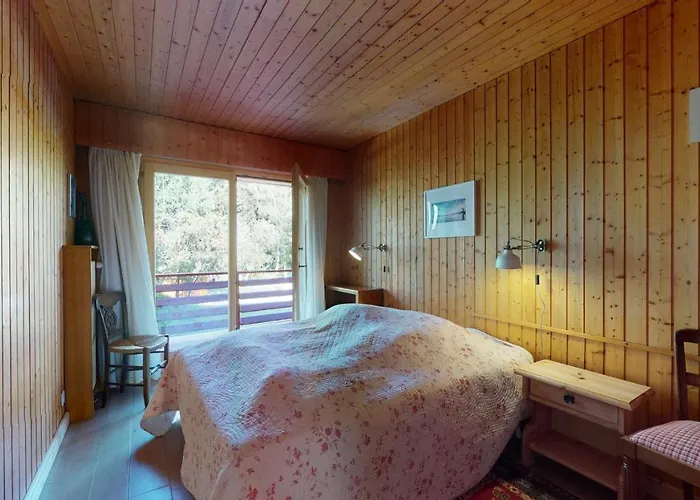 Appartement Beautiful In The Center Of With A Large Balcony *